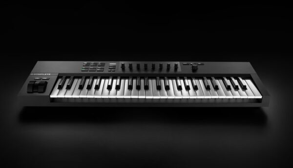 Komplete Kontrol A49